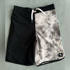Abercrombie & Fitch Kids Boys Pool to Play Shorts , Active Shorts